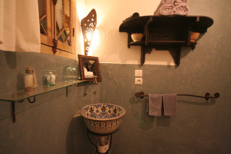 L'arbre et la Lune Bathroom